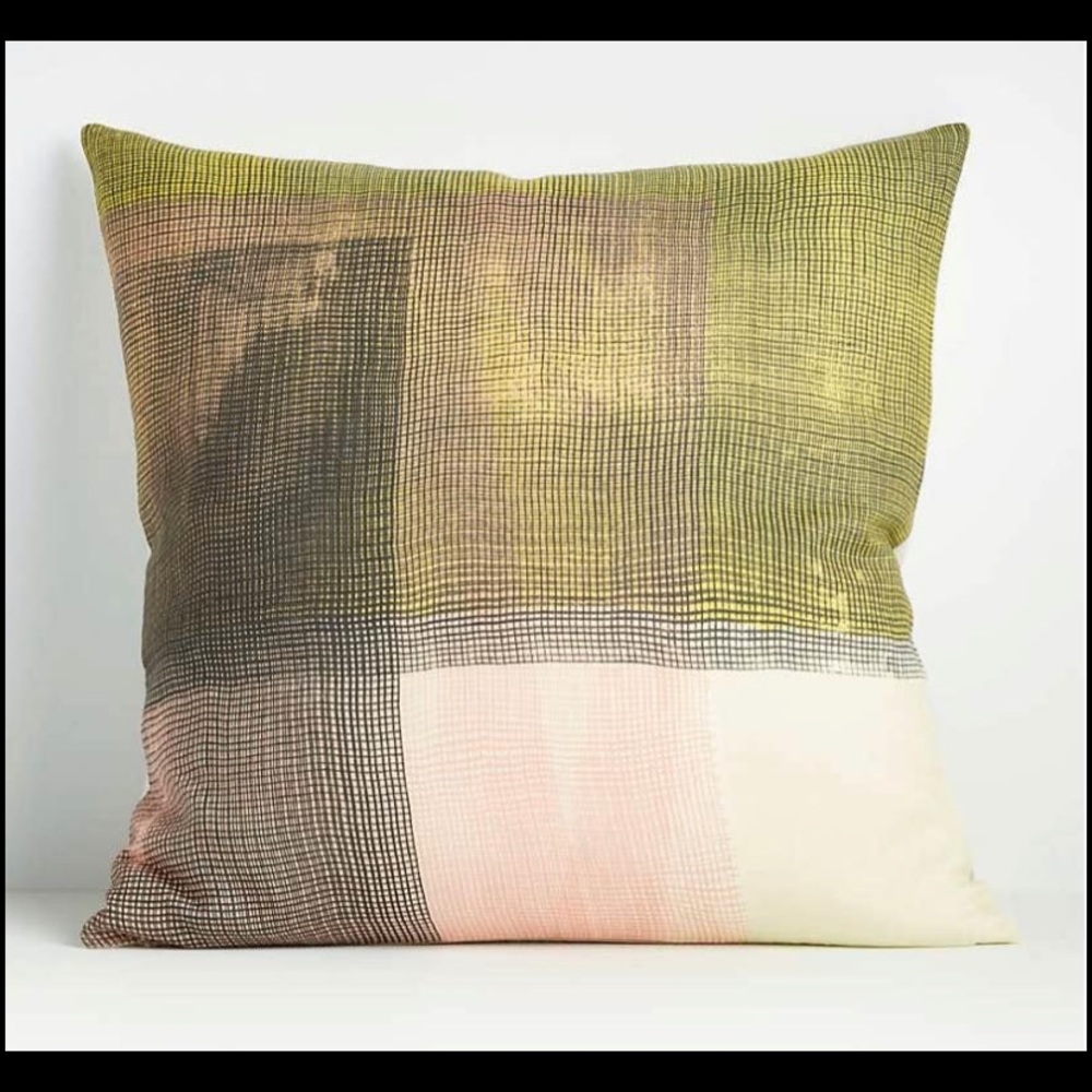 Crate & Barrel Ulrich pillow cover 23”
